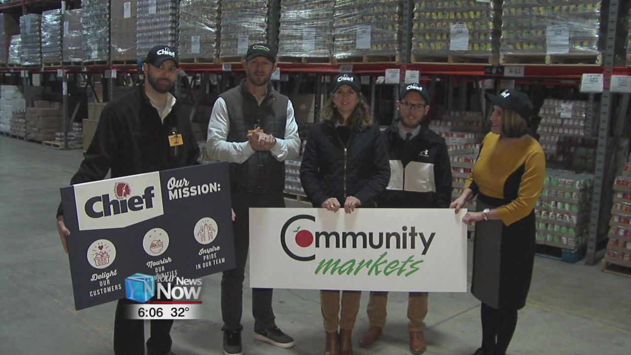 Fresh Encounter Inc. donates pallets of needed items to West Ohio Food Bank